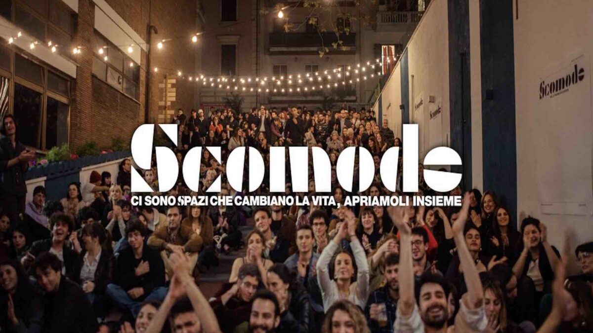 Su Mamacrowd la campagna Scomodo per l’apertura di nuovi spazi in Italia