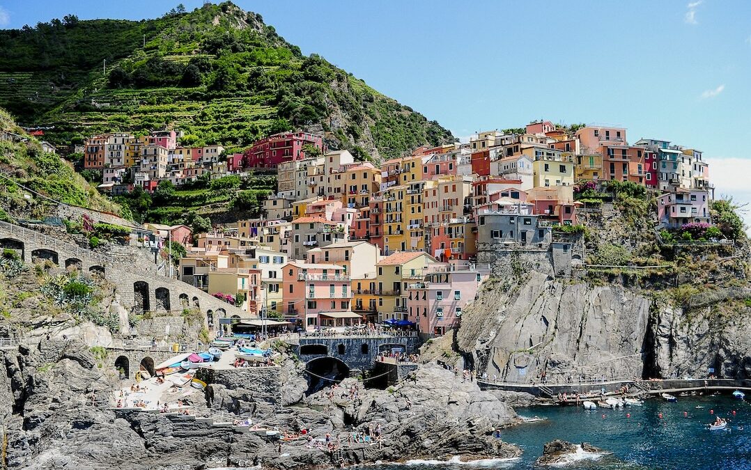 Affitti estivi in Liguria: fino a 2.650 euro per 70 mq in alta stagione