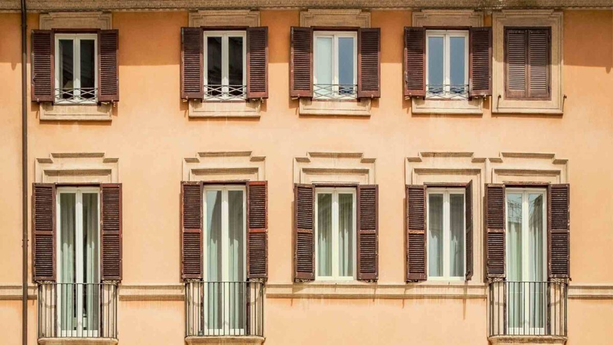 Prezzi delle case -1,9%, il Meridione guida il calo nazionale
